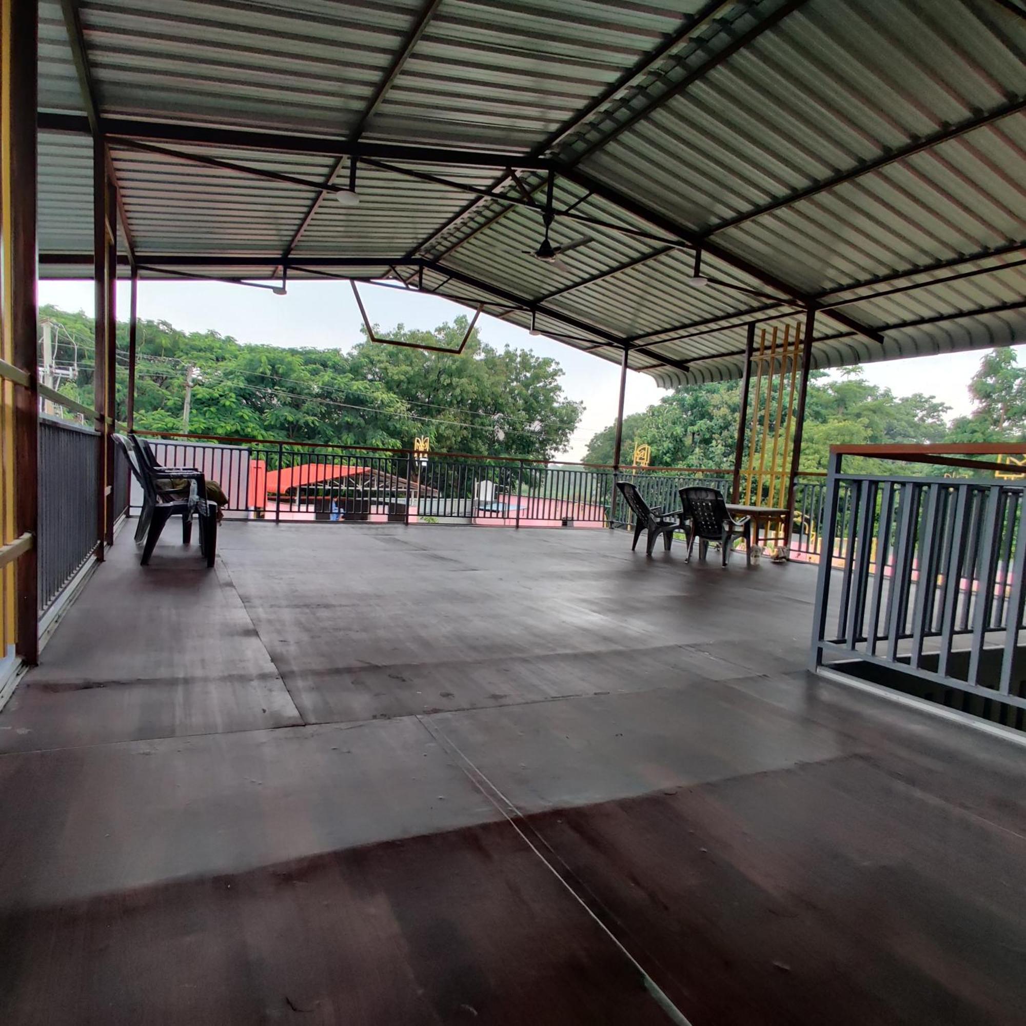 Kashmir Farmhouse - Hyderabad Villa Ngoại thất bức ảnh