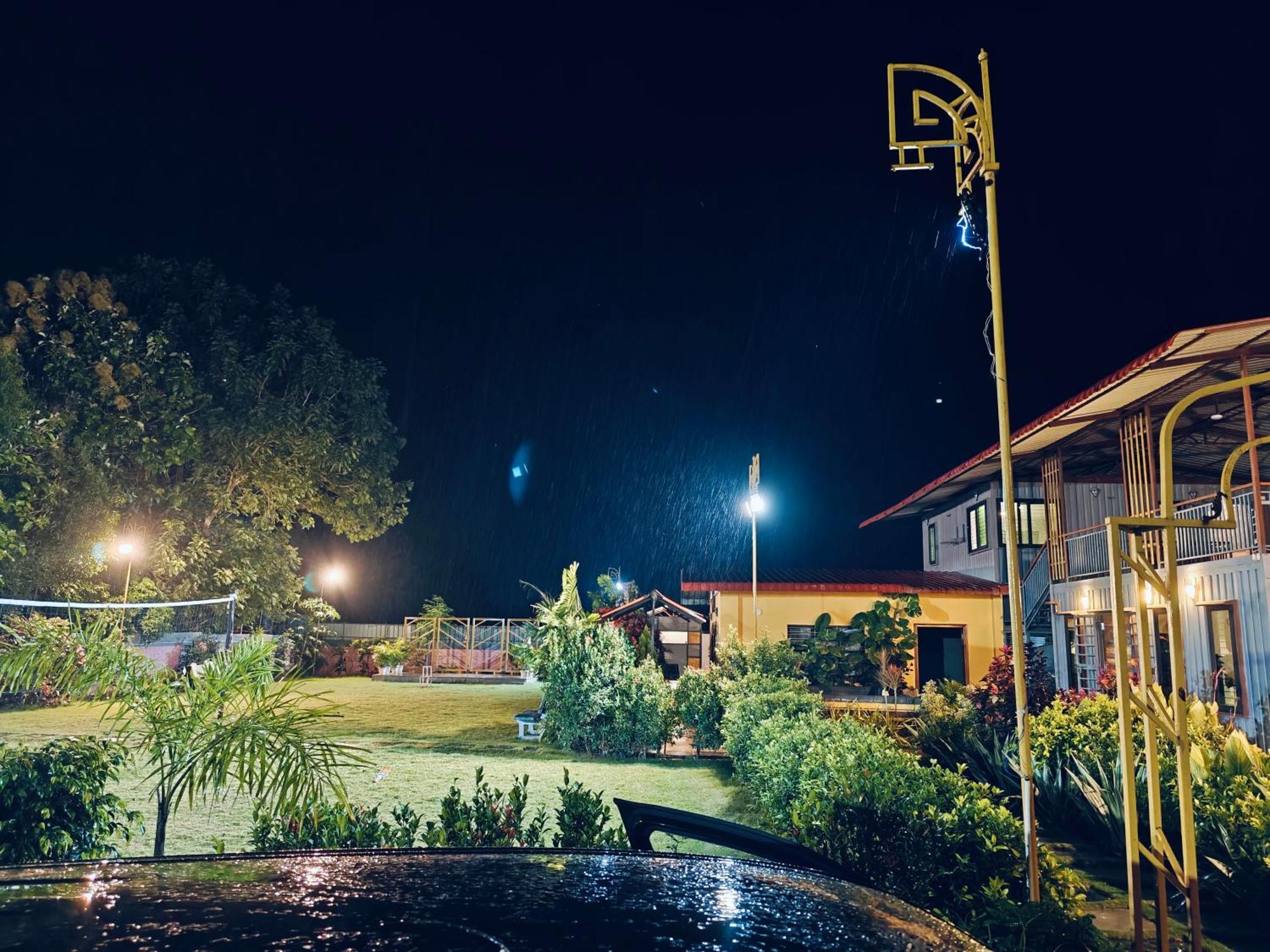 Kashmir Farmhouse - Hyderabad Villa Ngoại thất bức ảnh